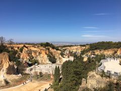 -彩色沙林风景区