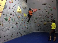 iphone_upload_pic-魔岩攀登(南京东路店)