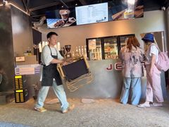 -J Create城市露营咖啡·简餐·宠物(上海动物园店)