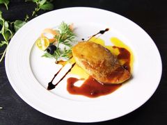 红酒煎鹅肝-外滩三号餐厅·创意中餐