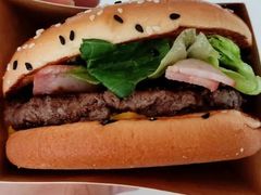 安格斯MAX厚牛培根堡-麦当劳(布吉罗岗路店)