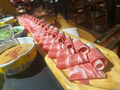 手切鲜羊上脑一米板-羊大爷涮肉(亮马桥店)