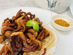 -品海楼·大连海胆锅贴馆(东港店)