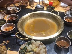 -顶顶汤火牛排火锅·经典铜锅涮肉