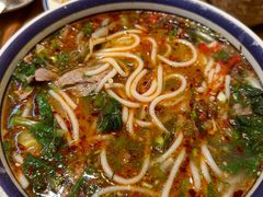 -云阿蛮云南生烫牛肉米线(奉贤路店)