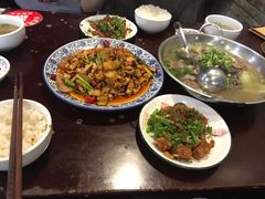 粉蒸肥肠-冯四孃跷脚牛肉·非物质文化遗产店