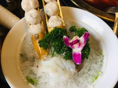 -小天鹅火锅·一线江景洪鼎旗舰店(洪崖洞店)