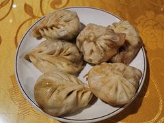 茴香鸡蛋包子-陈寔包子王·卤煮小肠·京味小吃(龙潭店)