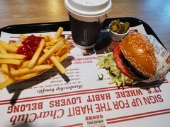 -The Habit Burger Grill 哈比特汉堡(复兴soho店)