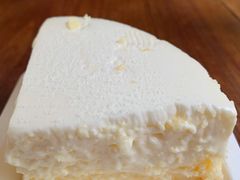 爆浆奶盖芝士蛋糕-巴黎贝甜(常德路店)