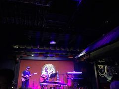 -啤仕多·啤客国潮跳舞BAR(保俶路店)