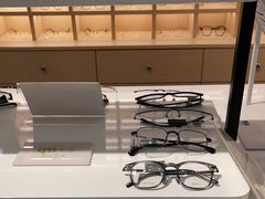 -一代眼镜·蔡司配镜(浦东大拇指广场店)