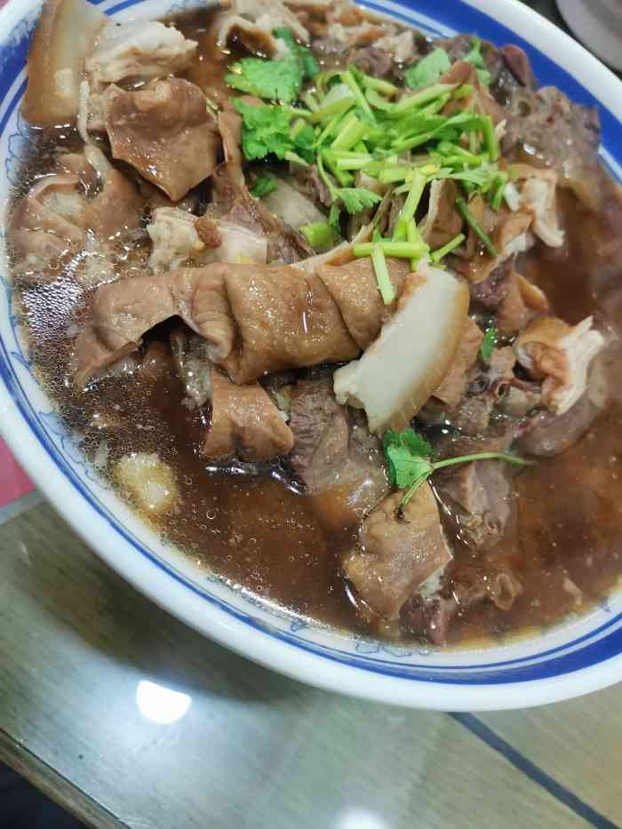 缸瓦市卤煮-"这是疫情以后新开的一家店,就在安慧里三区.