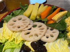 -一朵菌·野生菌探索家火锅(南亚店)