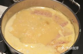 Signature Bird's Nest Chicken Pot