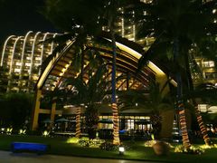 -三亚湾海居铂尔曼度假酒店