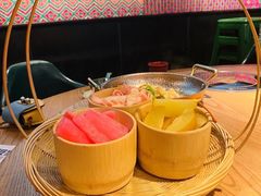 -吃饭皇帝大土家民族菜(正大广场店)