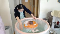 -爱陪伴一对一月子中心(融侨店)