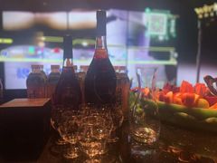 -温莎KTV(珠江路店)