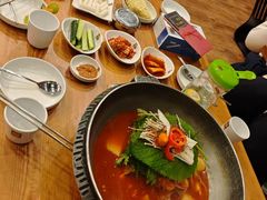 -喇喇排骨火锅·传统韩式脊骨汤(望京西园总店)
