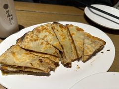 芝麻酱糖饼-河沿肉饼Beijing Pie(东华门店)