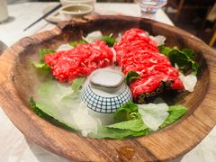 -左庭右院鲜牛肉火锅(浦江欢乐颂店)