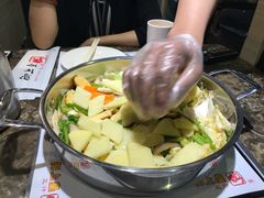 -御上皇三汁焖锅(薛城万达广场店)
