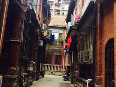 -黎黄陂路街头博物馆