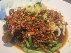 -蓝田九大碗民俗食府(蓝田店)