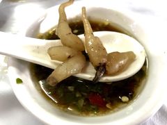 -鲁朗纳麦石锅鸡庄园