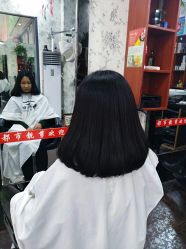 蛋卷发-都市靓剪烫染沙龙
