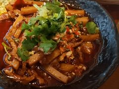 -包整·丝娃娃(一览甲秀楼风景店)