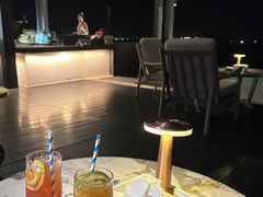 -瑰丽酒店·海吧·天际下午茶·现场DJ·天台酒吧