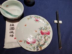 餐具摆设-维园悦谱·海派家常菜(乌鲁木齐南路店)