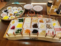 -香麒园·过桥米线·南湖雅宴