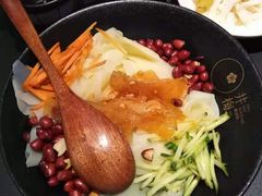 凉皮与夫妻肺片-贡梅老面馆·蟹粉面·无锡特色小吃(南长街主推店)