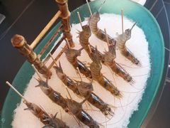 -鼎泰亨·海鲜牛肉餐厅(滨江店)