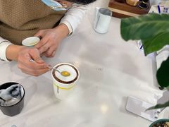 荷包蛋摩卡-COMPANION COFFEE小伴咖啡