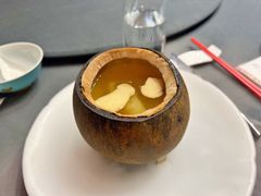 海南老椰皇松茸炖花胶-润苑·悦椿轩(徐汇万科中心一期店)