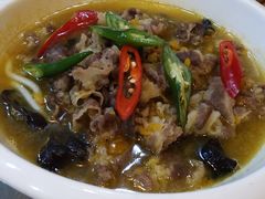 -篱笆院东北饺子王(欧阳路店)