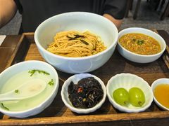 -蟹上黄·蟹黄面·江南糖水(人民广场店)