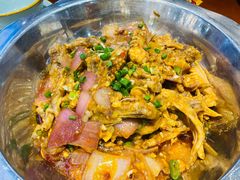 -休记光头香辣蟹干锅(绵竹店)