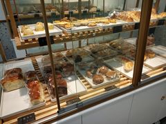 面包甜点陈列柜-美事客·面包·蛋糕·甜品(CBD店)