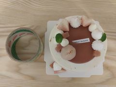-半勺舒舒生日蛋糕店
