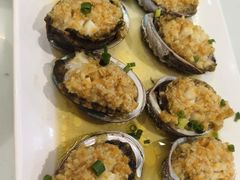 -四川小胡子海鲜(丁村万人海鲜广场店)