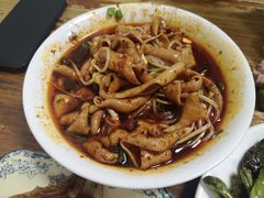 -中和裴氏蹄花(府河路店)