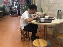 大堂-信行丰炖品皇店(光孝路店)
