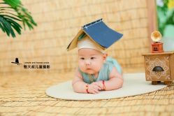 -憨大叔摄影馆80店连锁(诸暨店)