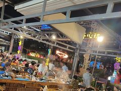 -渔家火锅·海鲜自助餐·演艺(亚龙湾天域酒店)