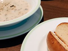 奶油海鲜浓汤-萨莉亚意式餐厅(杭州西溪龙湖天街店)